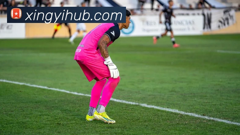 米体报道莱奥续约谈判已启动英超沙特转会威胁依然存在